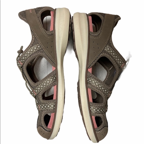 NWB Dr. Scholl’s Cruising Slip On Sport Sandal - Picture 4 of 9